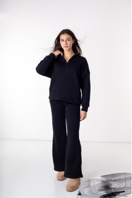 Костюм жіночий